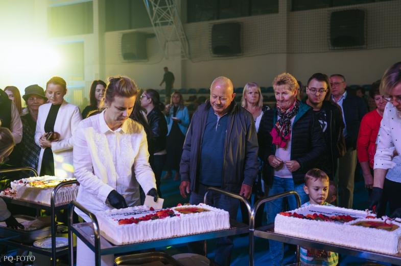 Dwa wielkie otwarcia w jeden dzień